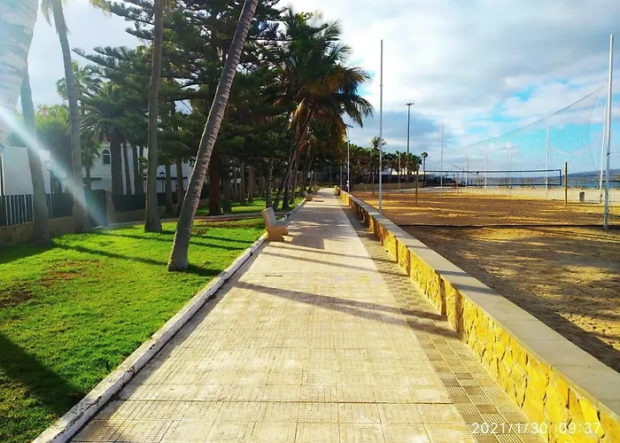 Appartement Inviting 1-bed On Castillo Mar