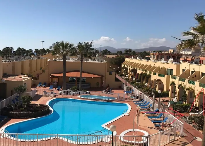 Inviting 1-bed On Castillo Mar *