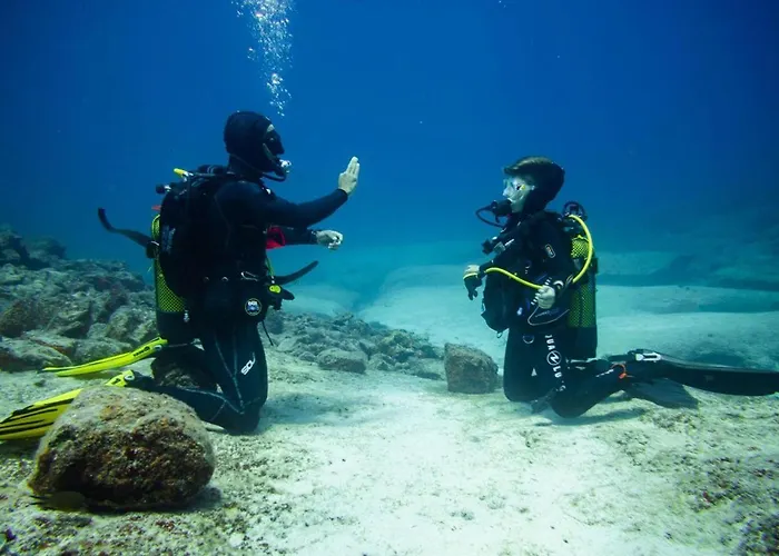 Appartement Inviting 1-bed On Castillo Mar