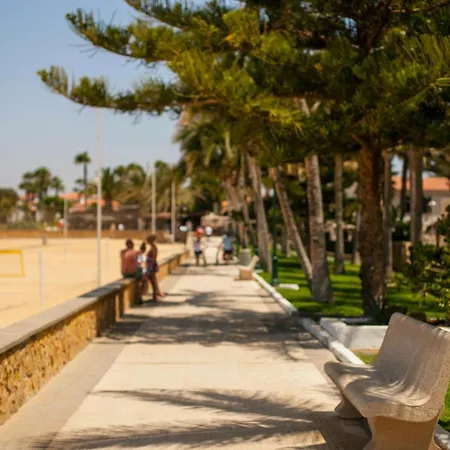 Cozy Duplex Apartment In Caleta De Fuste