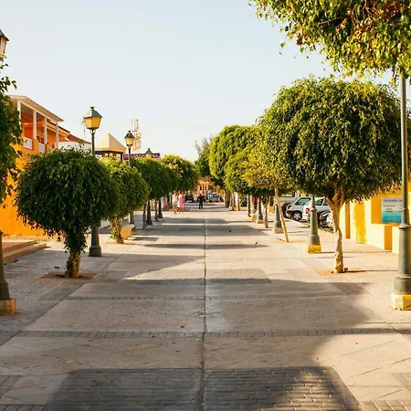 Cozy Duplex Apartment In Caleta De Fuste *