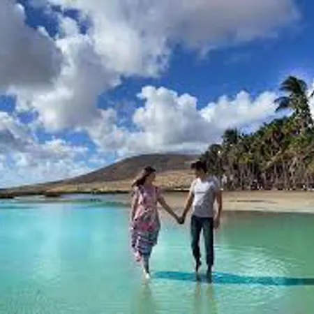 Inviting 1-bed On Castillo Mar *